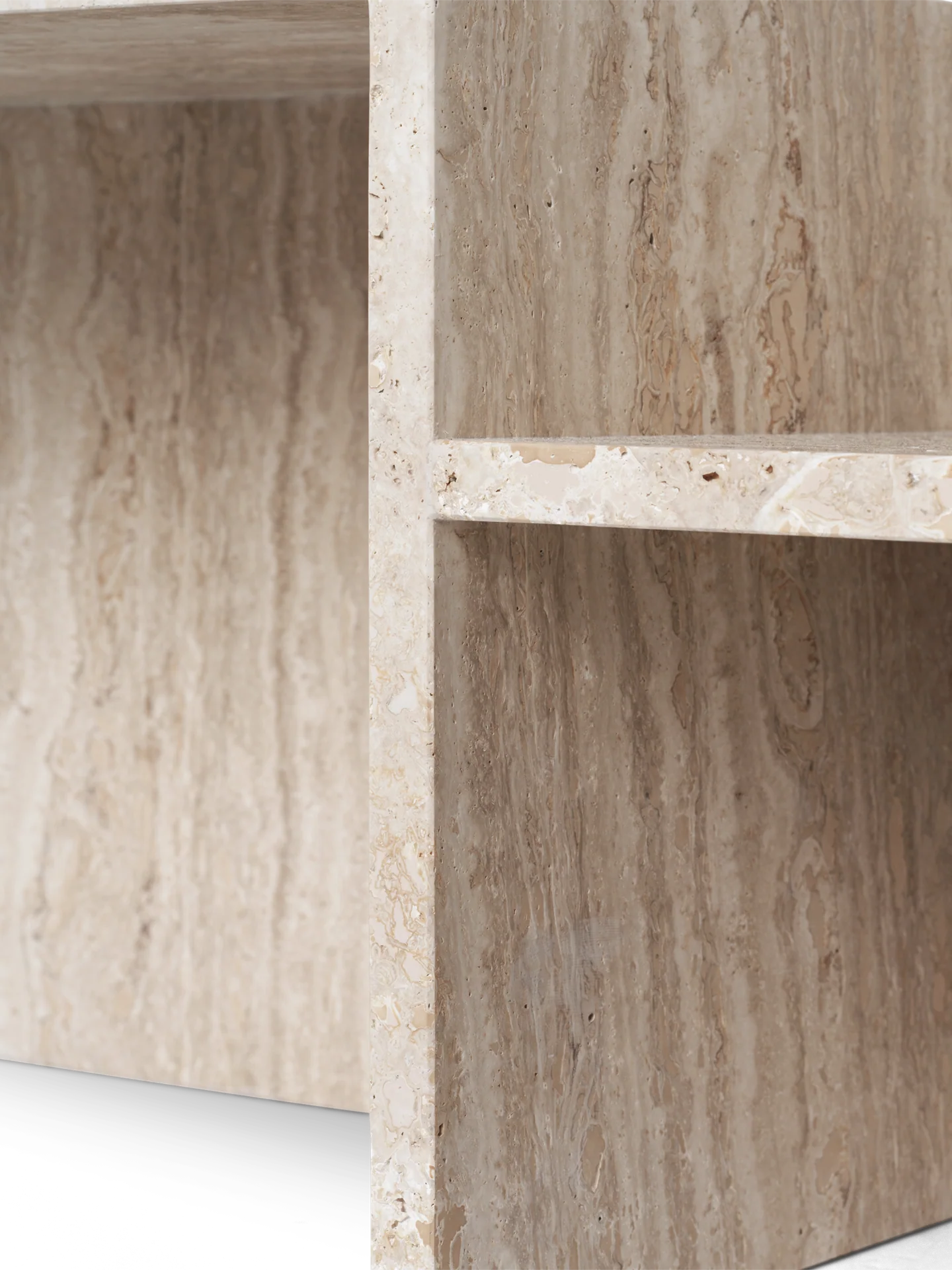 Table basse en travertin matiere