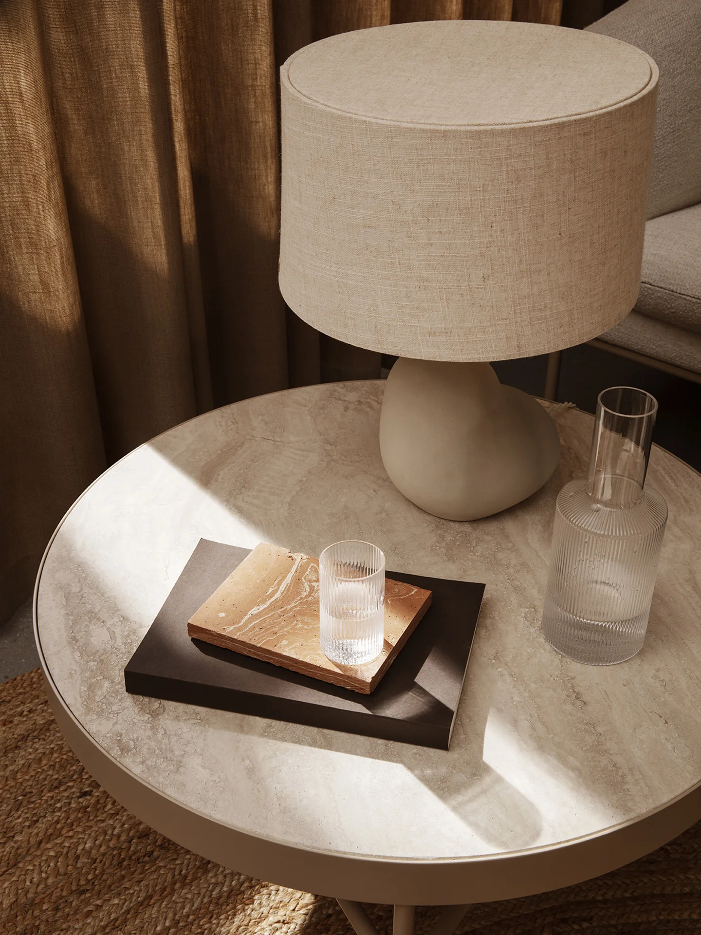 Table basse en travertin